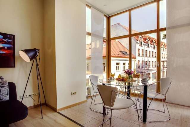 Апартаменты Cozy & Comfy Old Town Apartment by Houseys Вильнюс-48
