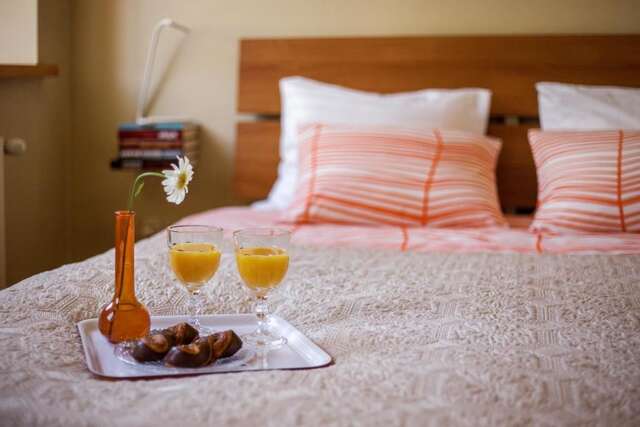 Апартаменты Cozy & Comfy Old Town Apartment by Houseys Вильнюс-61