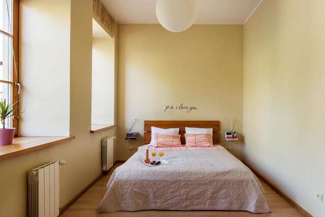 Апартаменты Cozy & Comfy Old Town Apartment by Houseys Вильнюс-67