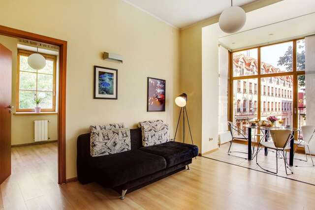 Апартаменты Cozy & Comfy Old Town Apartment by Houseys Вильнюс-11